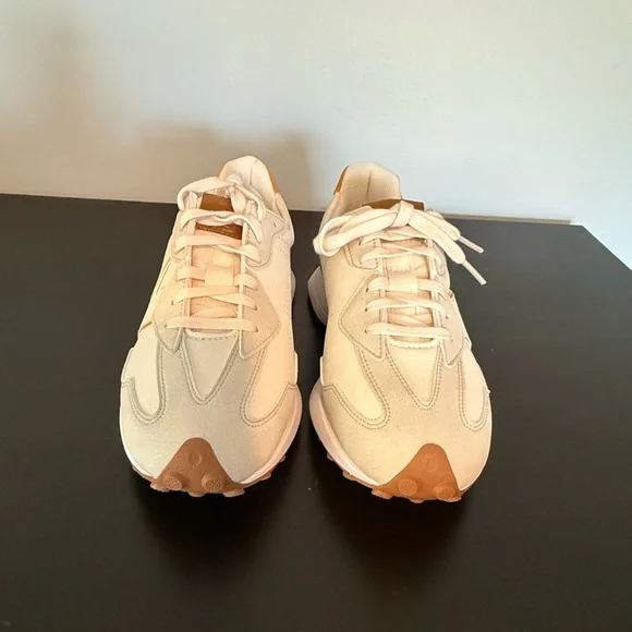 New Balance x CALIA: 327 Golf Sneakers, Women's 9, Dried Apricot NEW